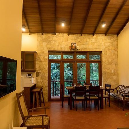 Aronka Homestay Kandy Esterno foto