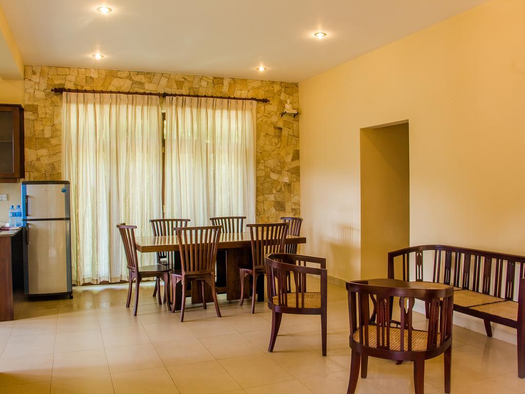 Aronka Homestay Kandy Esterno foto