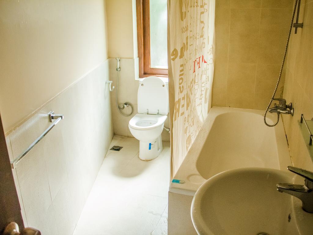 Aronka Homestay Kandy Esterno foto